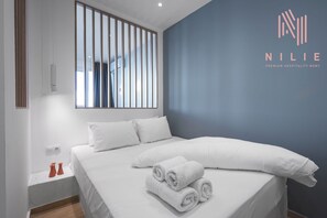 Laptop workspace, iron/ironing board, cots/infant beds, free WiFi - Venus, Nilie Hospitality MGMT (Thessaloniki)