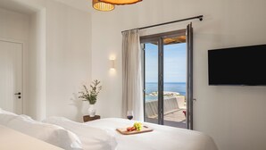Six Bedroom, Sea View Villa with Two Infinity Pools | เครื่องนอนระดับพรีเมียม, ตู้นิรภัยในห้องพัก, พื้นที่ทำงานแบบใช้แล็ปท็อป