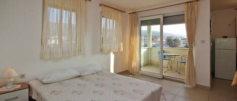 1 bedroom, WiFi, bed sheets