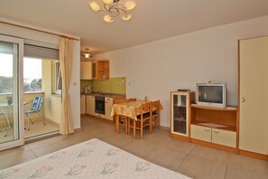 1 bedroom, WiFi, bed sheets - Charming studio Ljubica (Punat)