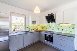 Fridge, microwave, oven, stovetop