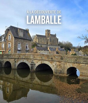 Exterior - Kyriad Lamballe (Lamballe-Armor)