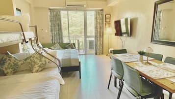 1 habitación, wifi y ropa de cama