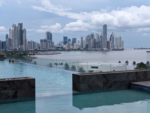 1 bdr apartment with city and ocean view - Social area Pool