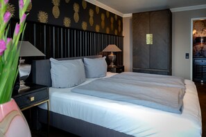 1 camera, Wi-Fi, lenzuola