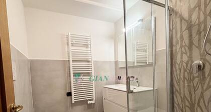 Central Area Close to the Beach-rif Palme