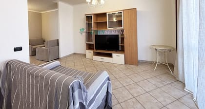 Central Area Close to the Beach-rif Palme