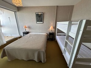 1 bedroom - 2-room apartment with parking in Saint-Jean-de-Monts (Saint-Jean-de-Monts)