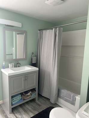 Hårtørrer, håndklæder