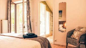 6 Schlafzimmer, BĂŒgeleisen/BĂŒgelbrett, WLAN, BettwĂ€sche