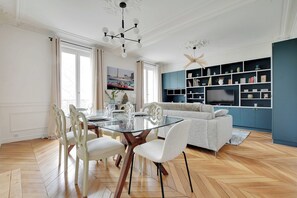 Apartment | Living area