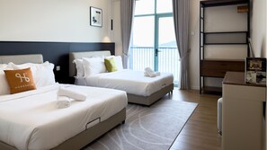 Exclusive Suite | Blackout drapes, iron/ironing board, free WiFi, bed sheets - Homesuite' Home at Bay Suites (Kota Kinabalu)