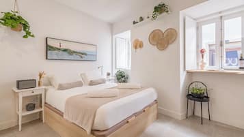 1 bedroom, free WiFi, bed sheets