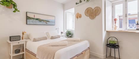 1 bedroom, free WiFi, bed sheets