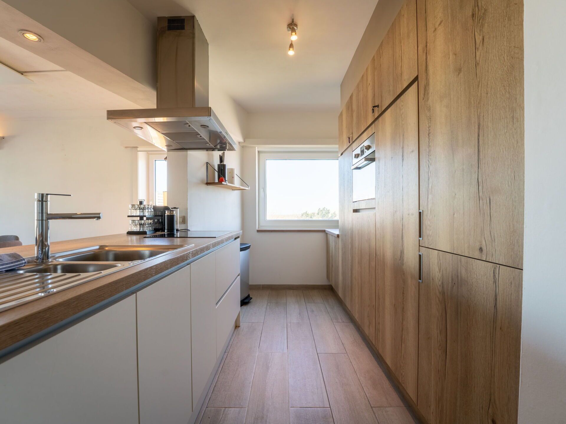 Mikrowelle, Ofen, Geschirrspüler