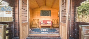 Merveilleuse maison de vacances privée pour 4 personnes avec WIFI, TV, patio et parking