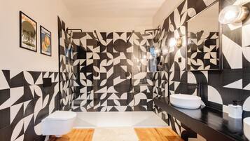 Deluxe Double Room, Private Bathroom, City View | Bathroom | Shower, hair dryer, towels, soap