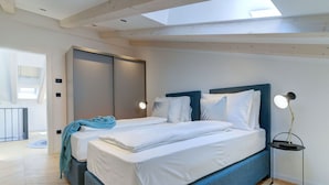 Room - Lovely apartment for 6 guests with WIFI, pool, A/C, TV and terrace (Rijeka)