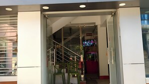 مدخل المنشأة
