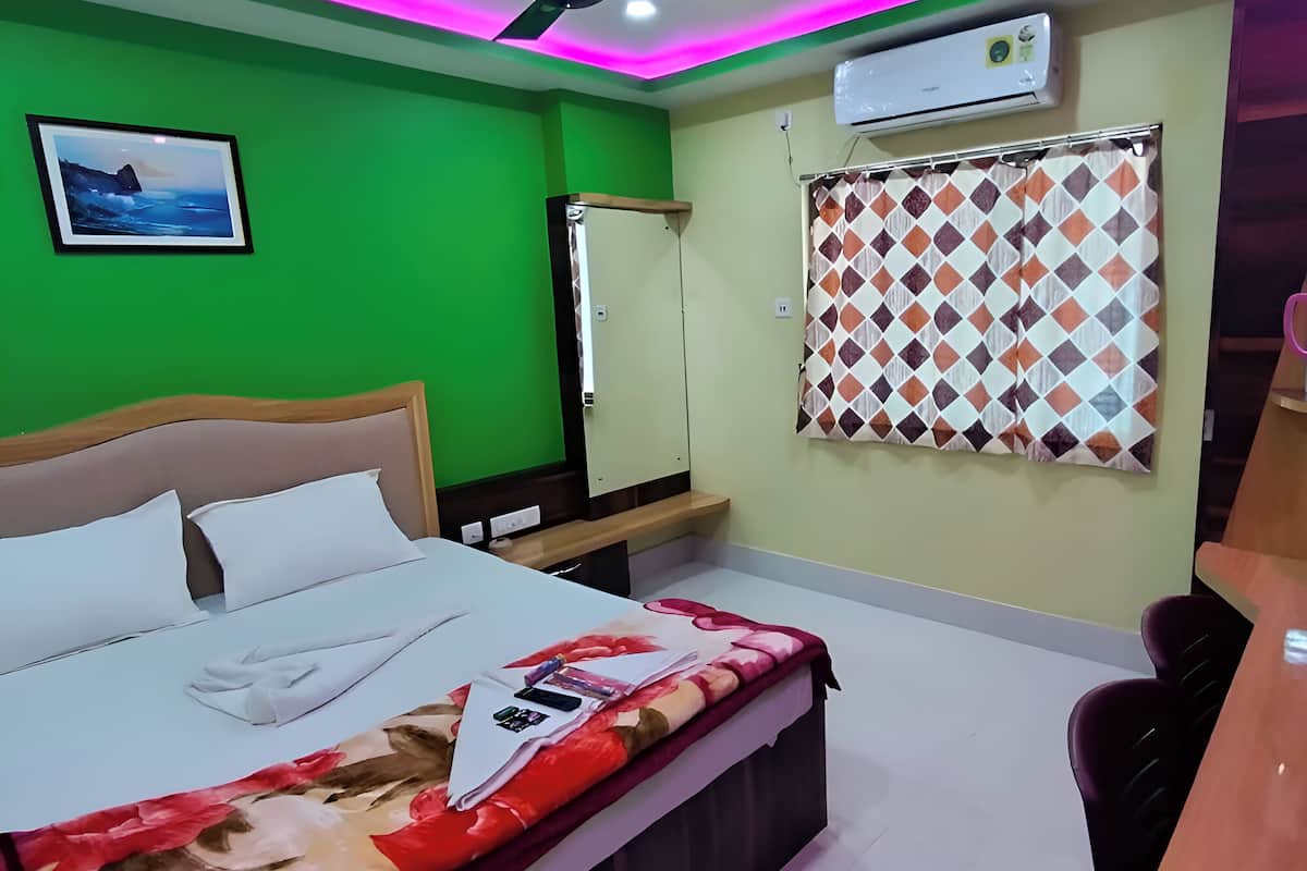 Deluxe Room | Free WiFi, bed sheets