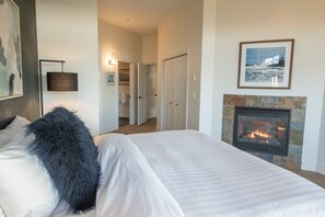 3 bedrooms, free WiFi - Big Beach Escape - Sleeps 6 - Pet Friendly! (Ucluelet)
