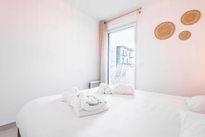 2 chambres, fer et planche à repasser, Wi-Fi, literie fournie