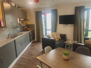 Single Room, Non Smoking | Shared kitchen - Beckley Point (Plymouth)