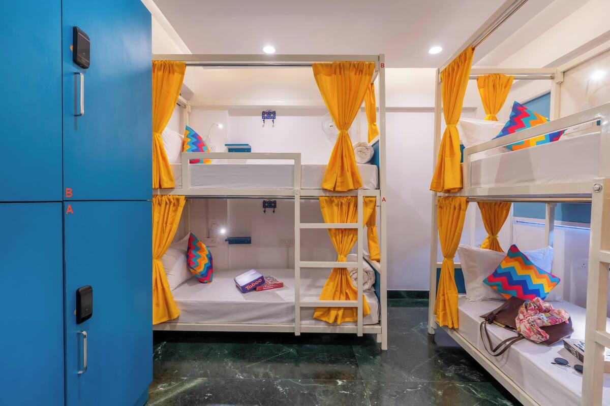 Dormitorio condiviso, dormitorio misto (Bed in 4 Bed Upper Bed) | Wi-Fi gratuito