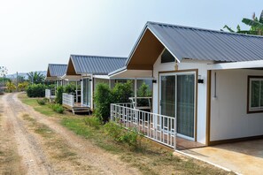 Exterior - Narucha Farmstay (Kanchanaburi)