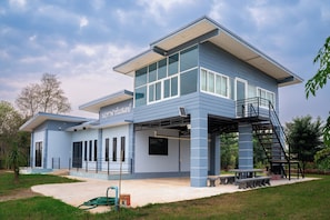 Exterior - Narucha Farmstay (Kanchanaburi)