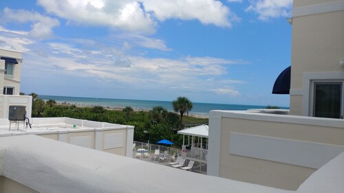 Vivez la magie de l'exploration spatiale : retraite exclusive en penthouse de 2 chambres et 2 salles de bain