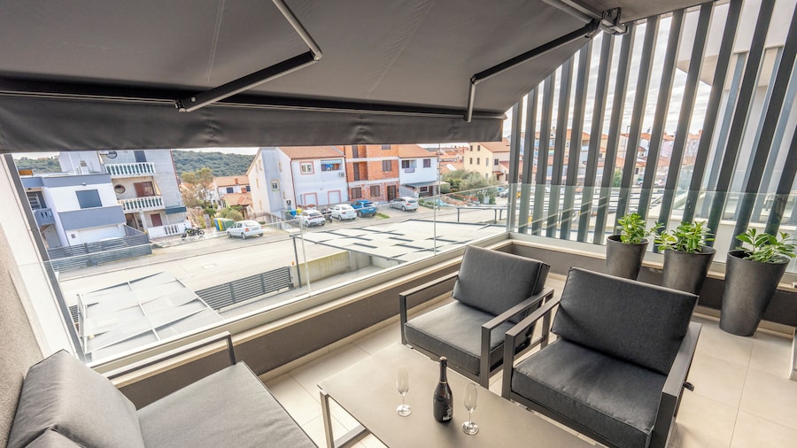 Apartment Tissa