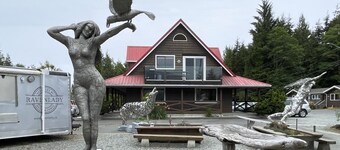 Raven Lady Suite 202