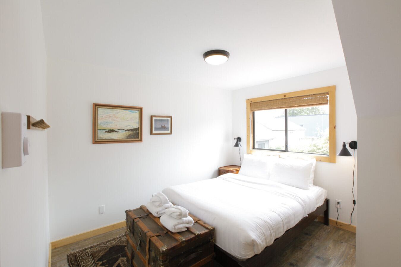 2 Schlafzimmer, Reisekinderbett, kostenloses WLAN, Bettwäsche