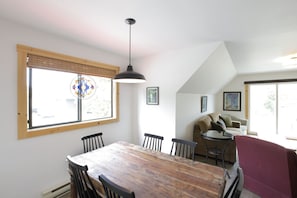 Dining - Raven Lady Suite #202, Downtown Ucluelet (Ucluelet)