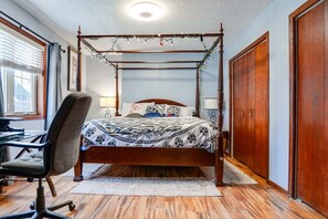 1 bedroom, iron/ironing board, free WiFi, bed sheets