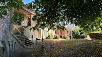 Esterni
