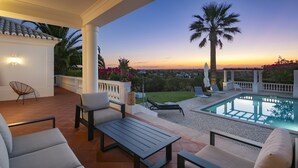 Unclassified image, 5 of 30, button - Romantic 3-bedroom Villa Near Carvoeiro (Lagoa)