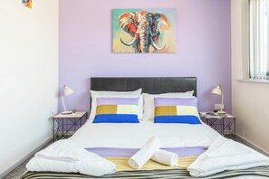 House | 4 bedrooms, iron/ironing board, free WiFi, bed sheets