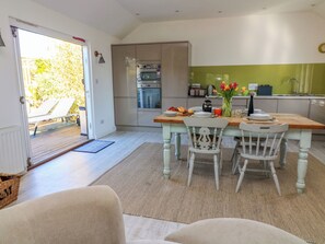 Dining - Horsemans Barn (Kingsbridge)