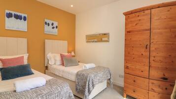 2 bedrooms, individually decorated, individually furnished, free WiFi