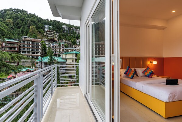 Deluxe-Doppelzimmer, 1 Doppelbett | Blick vom Balkon