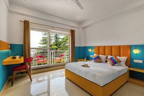Deluxe Private Room with Balcony and Ensuite Bathroom | Free WiFi - goSTOPS Mcleodganj Bhagsu (Dharamshala)