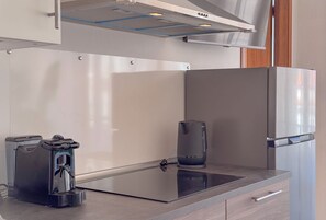 Four, plaque de cuisson, lave-vaisselle