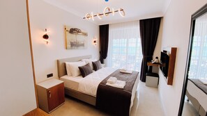 Classic Double Room, Sea View | Desk, laptop workspace, blackout drapes, free WiFi - THE PİER OF URLA (Urla)
