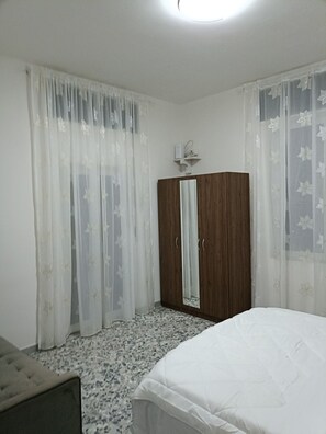 2 chambres, Wi-Fi, literie fournie
