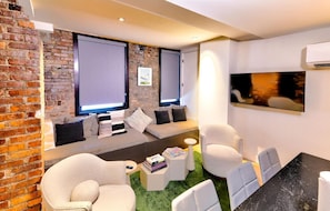 TV, offices