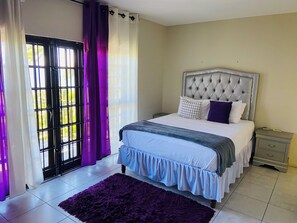 1 chambre, fer et planche à repasser, Wi-Fi, draps fournis