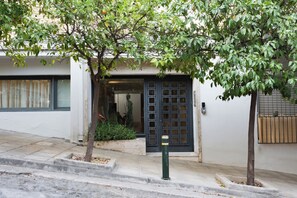 Fachada de la propiedad