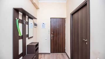 2 bedrooms, blackout drapes, iron/ironing board, free WiFi
